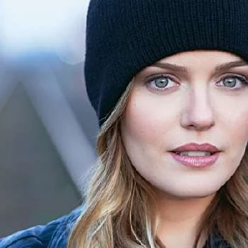 Bayley Ungurain Biography