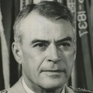 Dwight E. Beach - Networth, Bio, Birthdate, Age, Family & More