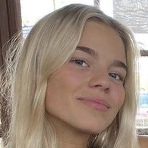 beccamemes Biography