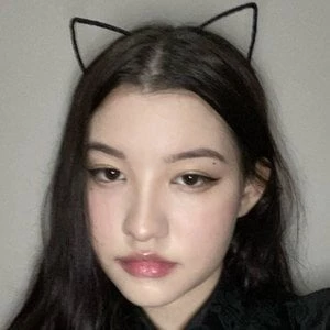 Clara Shirai Bechara Biography