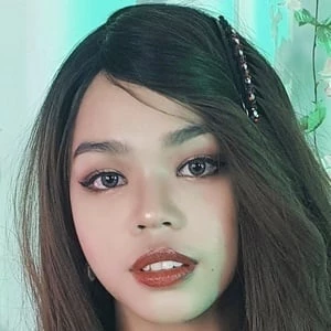 Innah Bee - Age, Bio, Birthdate, Family, Networth & More