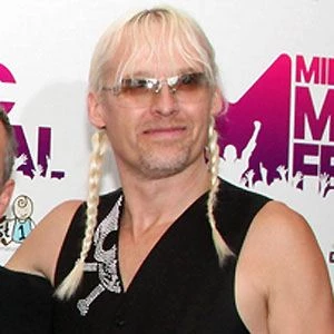 Nick Beggs - Family, Bio, Birthdate,Age, Networth , Wiki& More