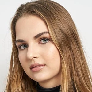 Melisa Beleli - Age, Wiki, Birthdate, Bio, Networth, Family & More