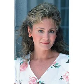 Belinda Montgomery - Age, Bio, Birthdate, Family, Networth & More