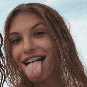 Lily Bell - Biography, Birthdate, Family, Networth & More