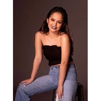 Bella Thompson - Age, Bio, Birthdate, Family, Networth & More