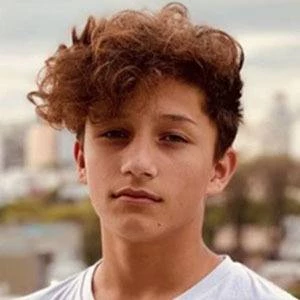 Tomás Benítez - Wiki, Bio, Networth, Birthdate, Family & More