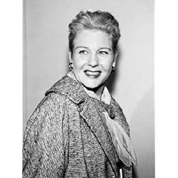 Benay Venuta - Networth, Bio, Wiki, Family, Birthday, Networth & More