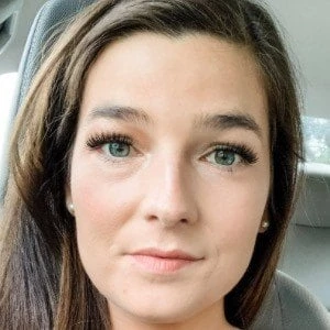 Mrs. Bench - Biography, Birthday, Wiki, Family, Networth & More