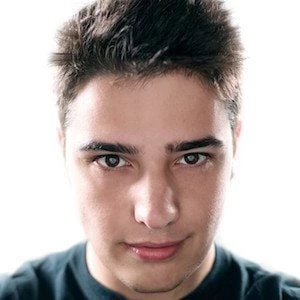 Jonathan Benlolo - Height, Bio, Wiki, Family, Birthplace, Networth & More