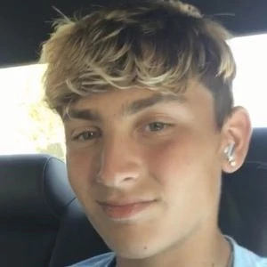 Solomon Berg - Age, Bio, Birthdate, Family, Networth & More