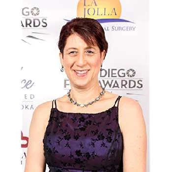 Beth Accomando - Age, Bio, Birthdate, Family, Networth & More