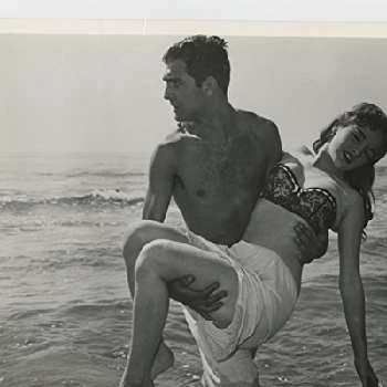 Betsy Jones-Moreland - Age, Bio, Birthdate, Family, Networth & More