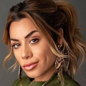 Sada Bettencourt - Age, Bio, Birthdate, Family, Networth & More