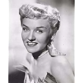 Betty Reilly - Age, Bio, Birthdate, Family, Networth & More