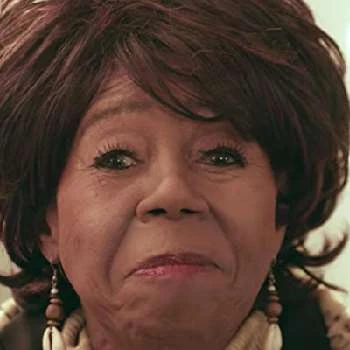 Beverly Lee - Networth, Biography, Birthdate, Family & More