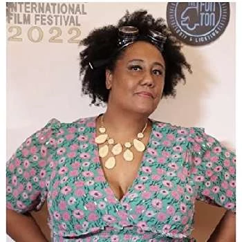 Bex Francis - Age, Bio, Birthdate, Family, Networth & More