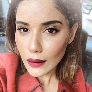 Roshni Bhatia - Biography, Birthday, Wiki, Family, Networth & More