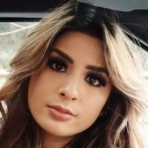 Tia Bhatia - Family, Bio, Birthdate,Age, Networth , Wiki& More