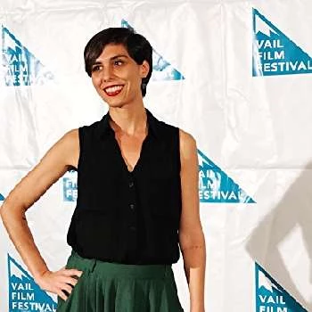 Bianca Beyrouti - Age, Bio, Birthdate, Family, Networth & More