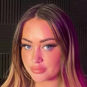 Laura Bianca Biography