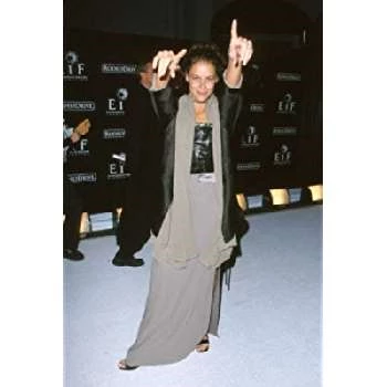 Billie Myers - Parents, Networth, Bio, Birthdate, Family Wiki & More