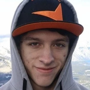 Cameron Bills Biography