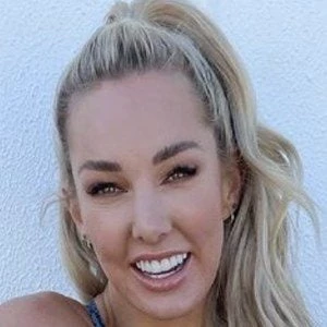 Ashy Bines - Birthdate, Age, Family, Bio, Networth & More