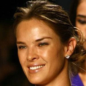 Letícia Birkheuer - Bio, Networth, Family, Age, Birthdate & More