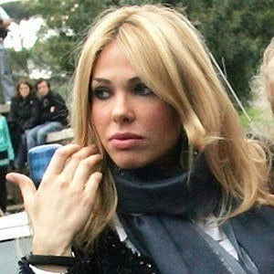 Ilary Blasi Biography