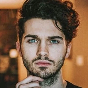 Chris Bloom - Birthday, Bio, Wiki, Family, Networth & More