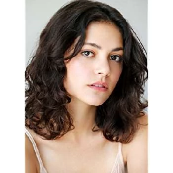 Blu Hunt - Profession, Biography, Birthdate, Family, Wiki & More