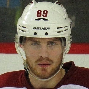 Mikkel Boedker - Networth, Bio,Birthdate, Family, Wiki & More