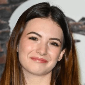 Elsa Bois - Age, Height, Birthdate, Bio, Family, Networth & More