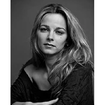 Bojana Novakovic - Wiki, Bio, Birthdate, Networth, Family & More