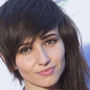Lights - Profession, Biography, Birthdate, Family, Wiki & More