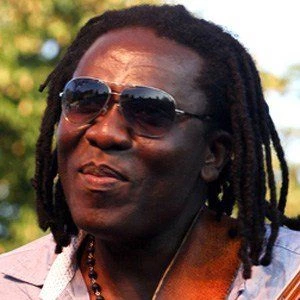 Richard Bona - Biography, Birthday, Wiki, Family, Networth & More