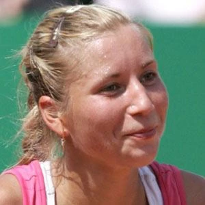 Alona Bondarenko Biography