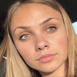 Ariana Lee Bonfiglio Biography
