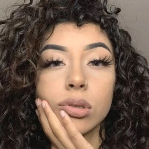 Mayra Bonilla - Age, Height, Birthdate, Bio, Family, Networth & More