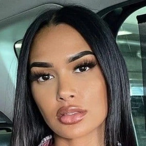 Alicia Bonora - Birthday, Bio, Wiki, Family, Networth & More