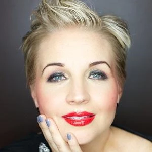 Jenny Boom Boom Biography