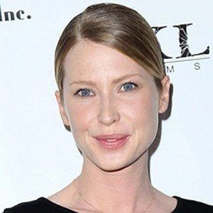 Emma Booth Biography