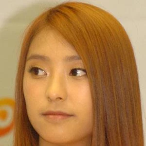 Yoon Bora Biography
