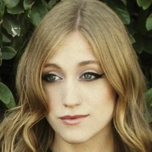 Danni Bouchard Biography