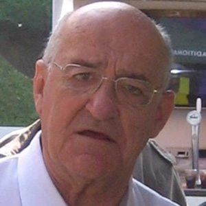 Jim Bowen Biography