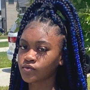 Braceface.strawberry - Age, Bio, Birthdate, Family, Networth & More