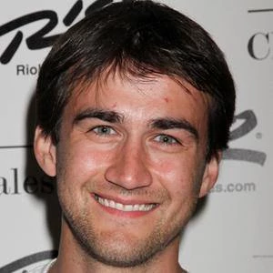 Ryan Bradley - Income, Birthday, Family, Bio, Networth & More