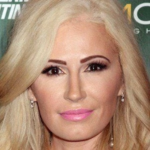 Ana Braga - Family, Bio, Birthday, Family, Income & More