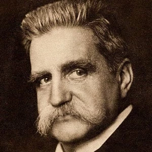 Hjalmar Branting - Wiki, Bio, Networth, Birthdate, Family & More